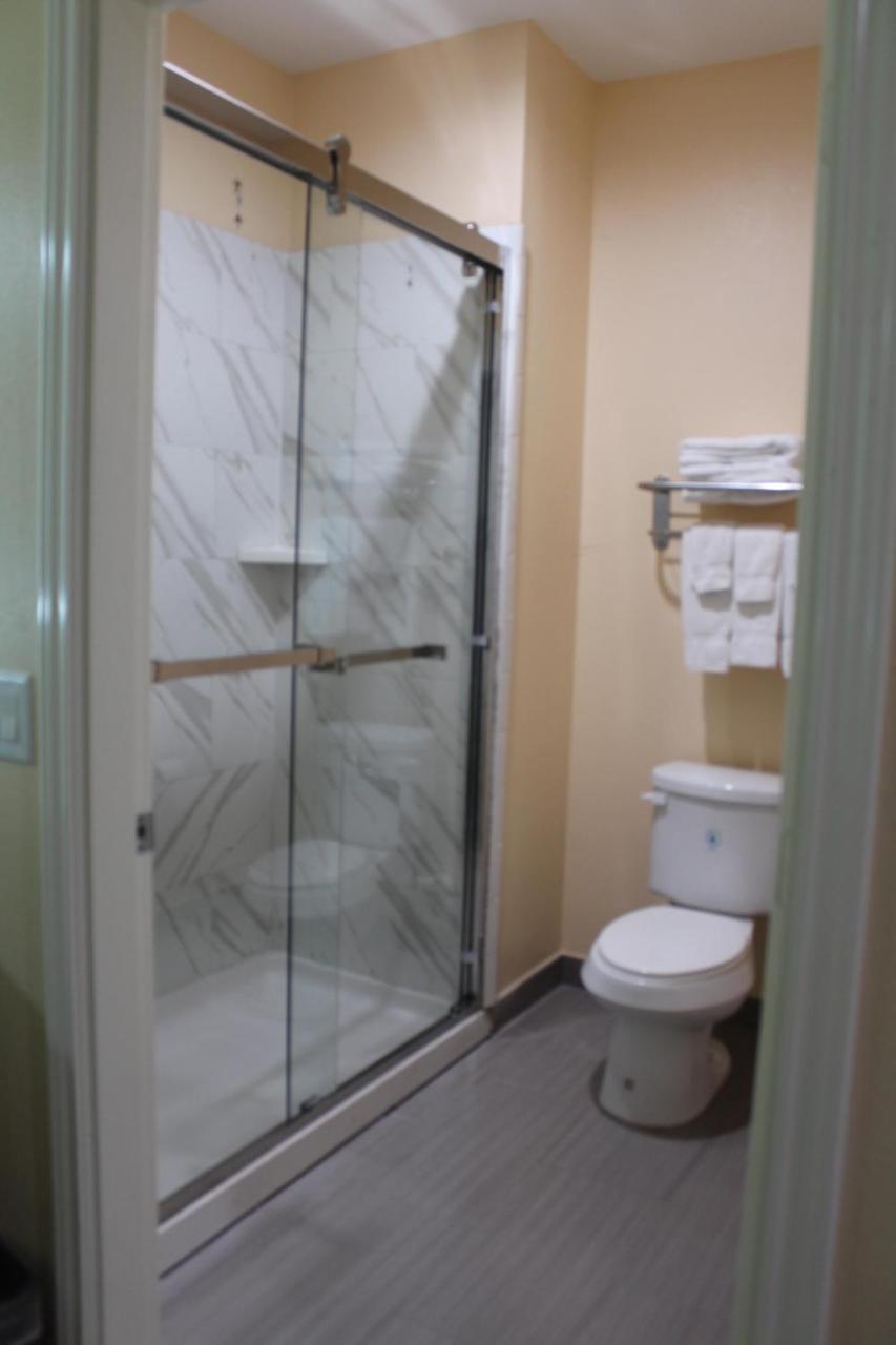 Express Inn And Suites Humble Ngoại thất bức ảnh